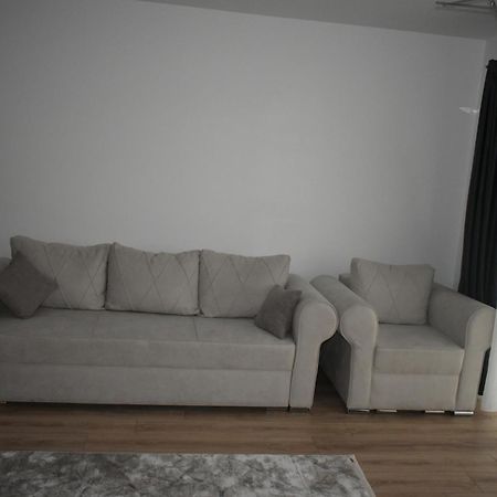 Save Relaxing Residence Braşov Buitenkant foto