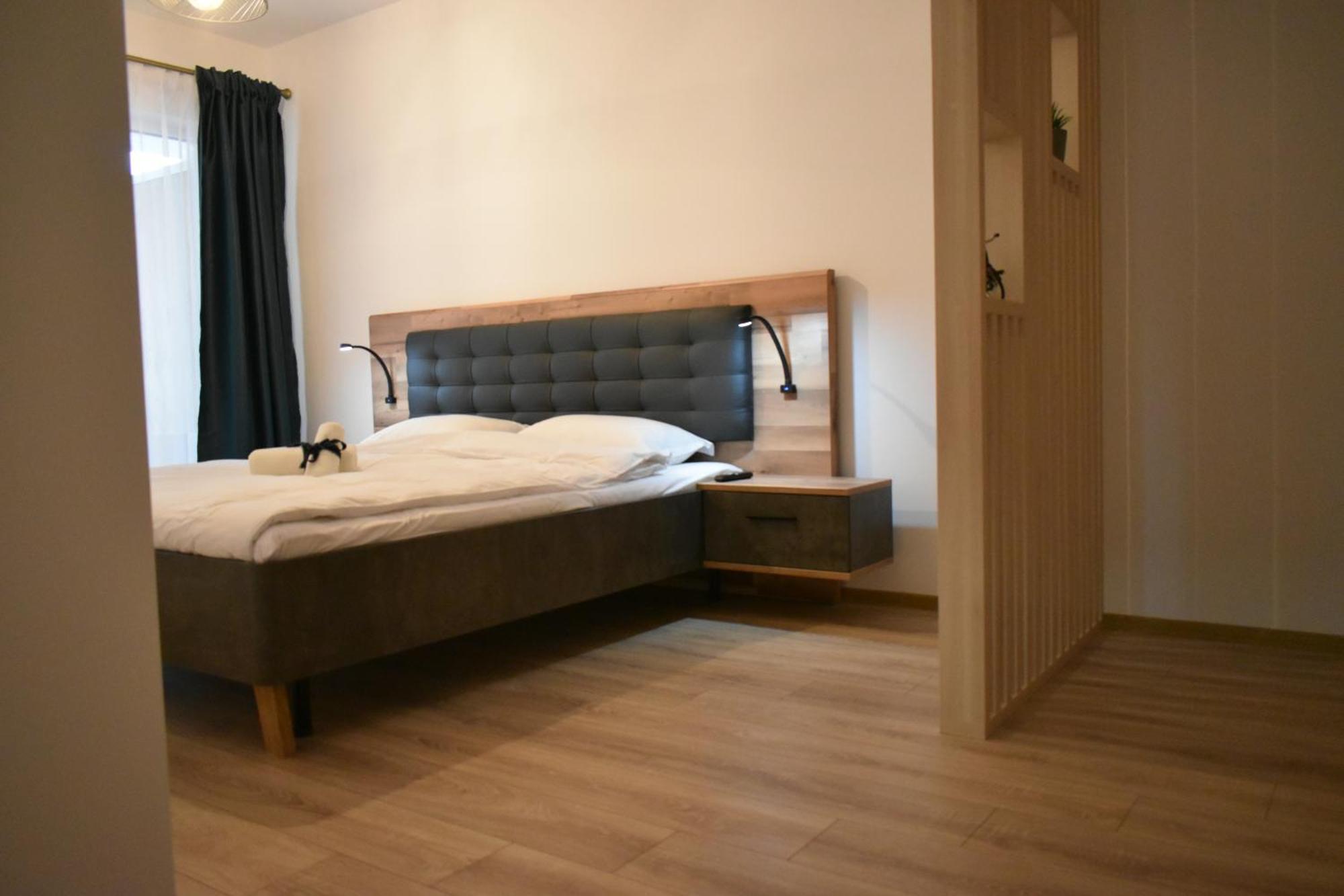 Save Relaxing Residence Braşov Buitenkant foto